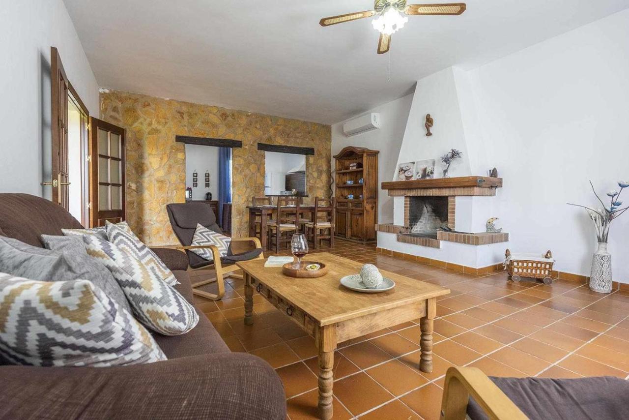 Casa Rural De Noa La Puebla de Cazalla Exterior foto