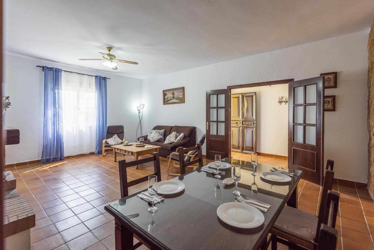 Casa Rural De Noa La Puebla de Cazalla Exterior foto